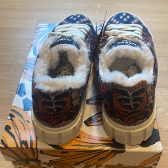 NWT Farm Rio Blue Anika Tapestry Platform Sneakers - Picture 6 of 7